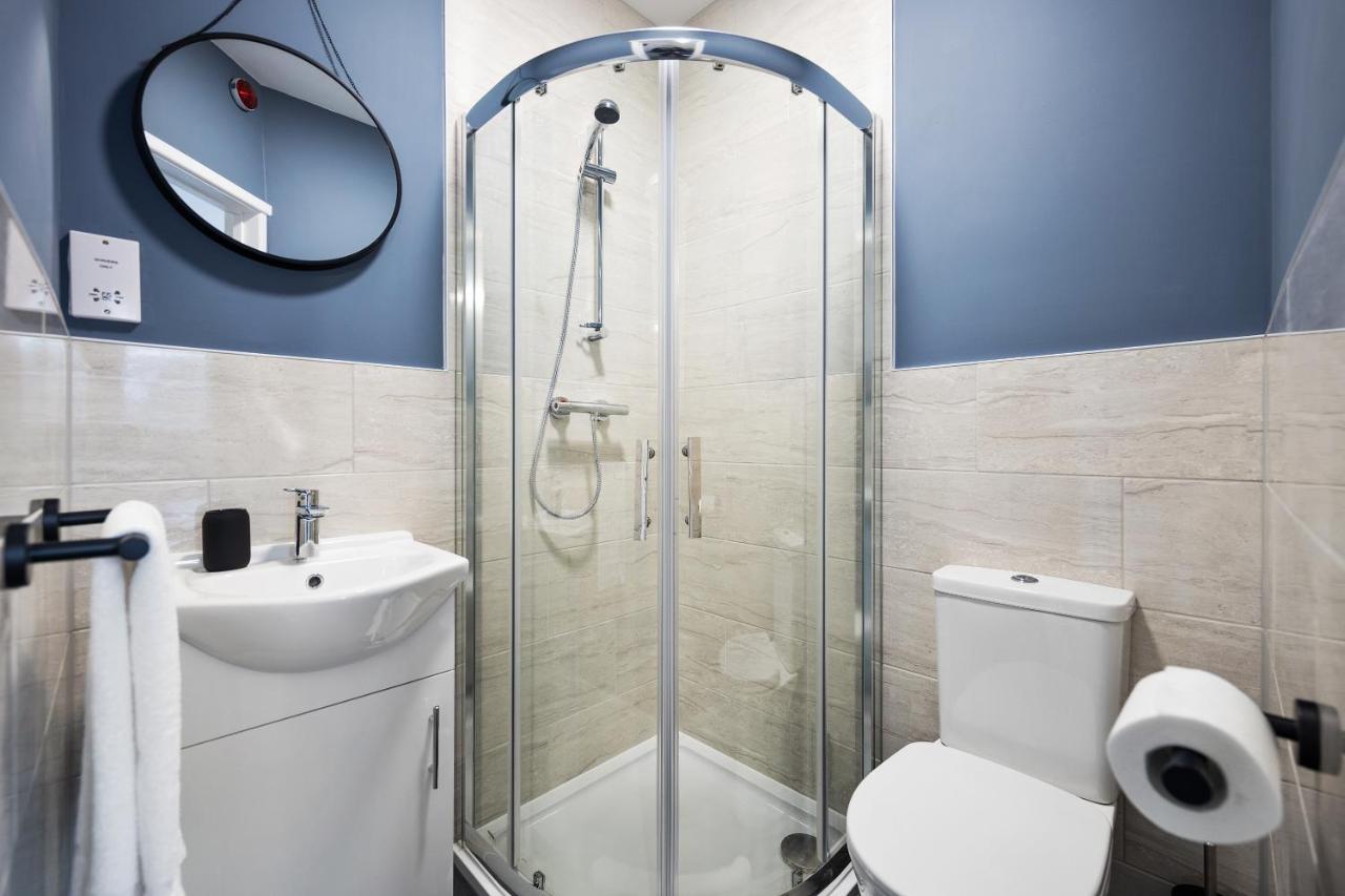 7 Bedroom House Ensuite Rooms, Fully Equipped Kitchen, Free Wifi, Tvs In All Rooms City Centre Close To A46 Inspire Homes Ковентрі Екстер'єр фото